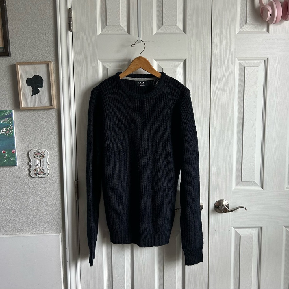 Boohoo Man pullover crewneck black knit sweater